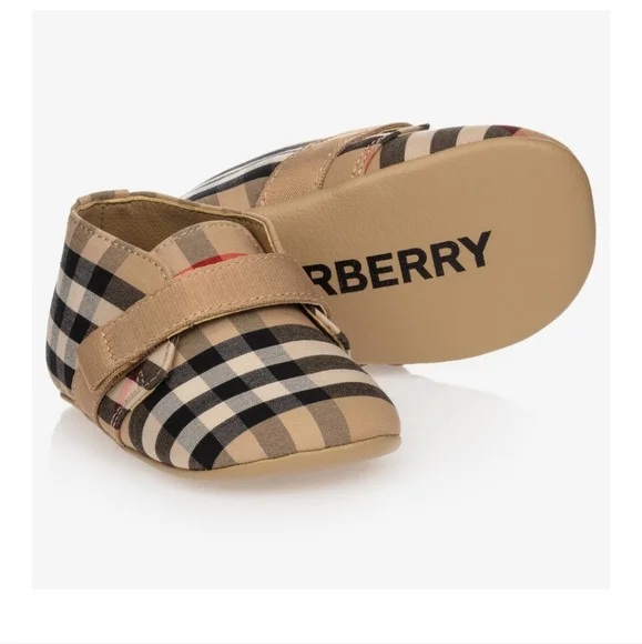 BURBERRY KIDS VINTAGE CHECK STRETCH COTTON DRESS WITH BLOOMERS and BOOTIES SZ 19 Kids